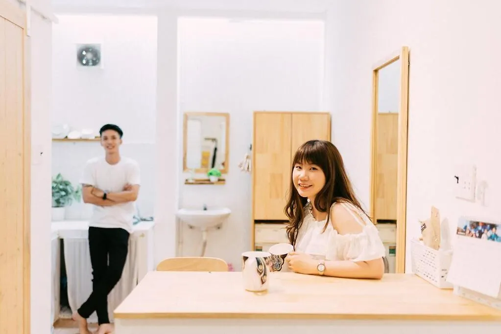 Stay&Chill - H.1 - Quiet House Near Buivien Ho Chi Minh City Apartment